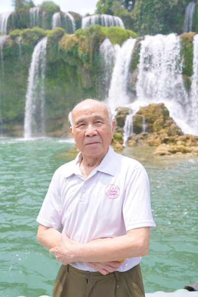 PHAN NGỌC KHUÊ