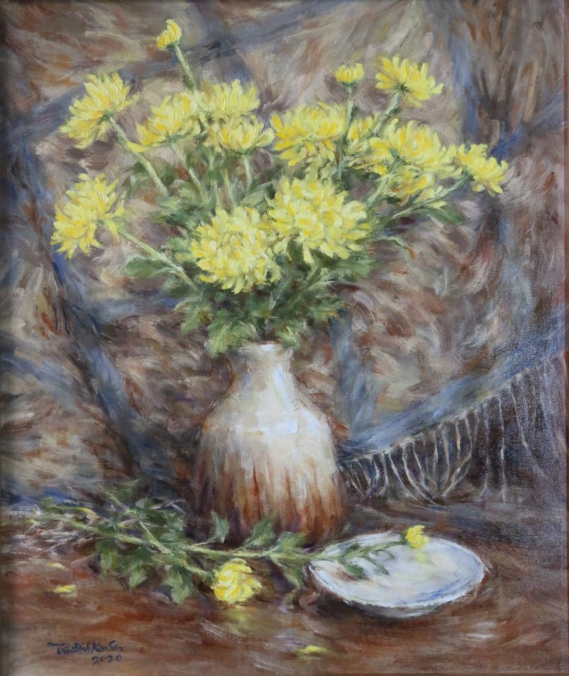 Still life of chrysanthemum flowers. Sep.2020